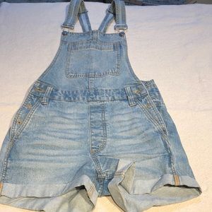 BDG Urban Outfitters Overalls. Size 26